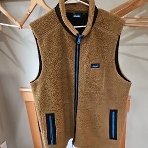 Kavu Tan Sherpa Fleece Vest with Blue Zipper Accents
